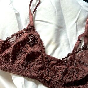 Triumph bralette (side boning, no underwire) in dusty purple